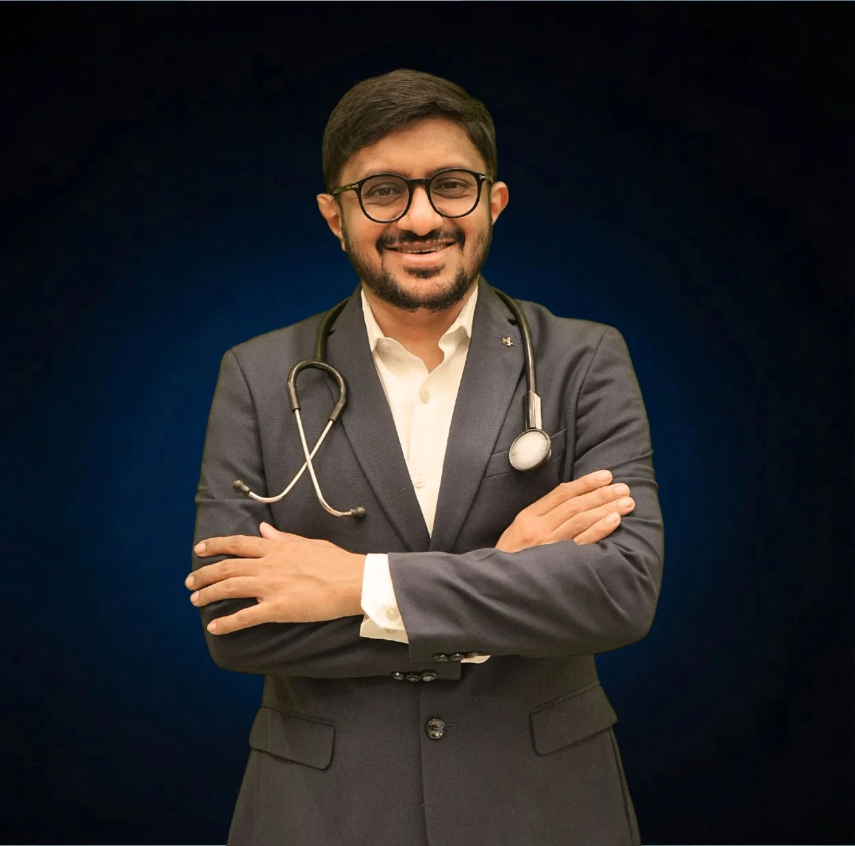 Dr. Priyansh Jain, an expert Cancer Surgeon, combines advanced surgical oncology skills with strong academic achievements and extensive research experience.